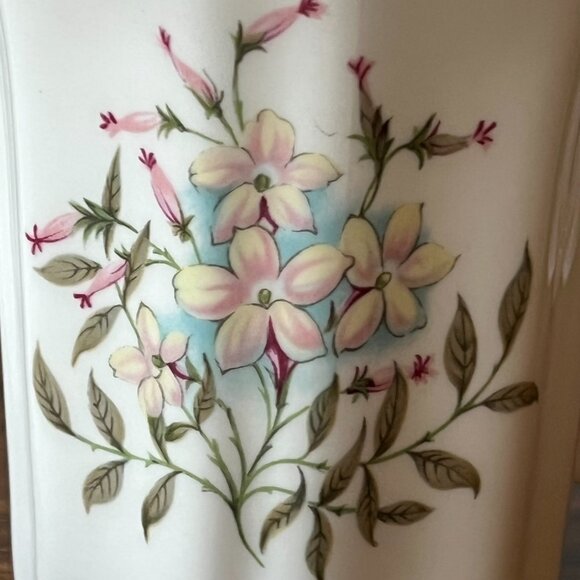 Royal Grafton Fine Bone China 2 Mugs Small Pink Flowers 7 oz England - Picture 6 of 11